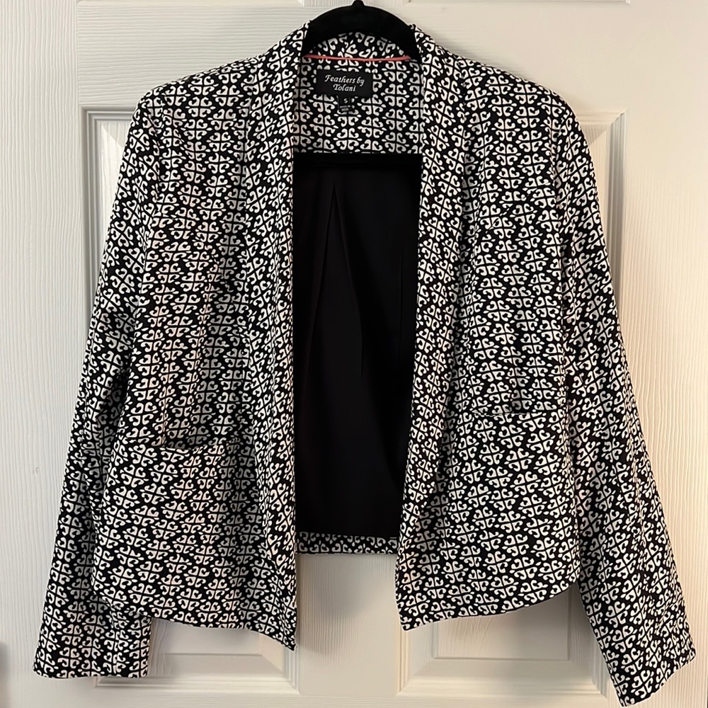 Cropped Blazer Jacket - Feathers by Tolani (sz Small)